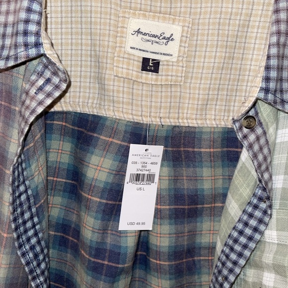 NEW❗️American Eagle Cropped Color Block Flannel - Picture 2 of 4